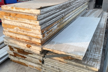Vì Sao Máy Lạnh Không Mát Vào Buổi Trưa? Giải Pháp Từ Điện Lạnh Kim Ngọc Đăng