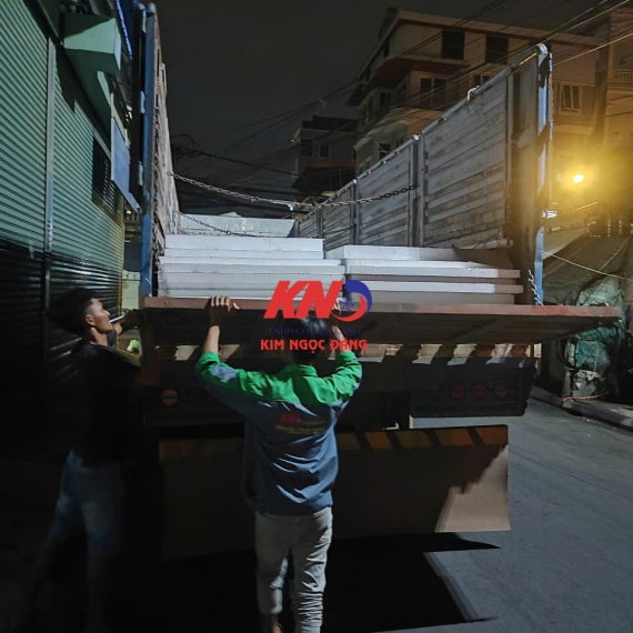 Cold storage for fruit in Cambodia