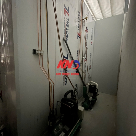 Kho mát 8 Khối  (PU) xốp vàng cần thanh lý tại  TP. HCM